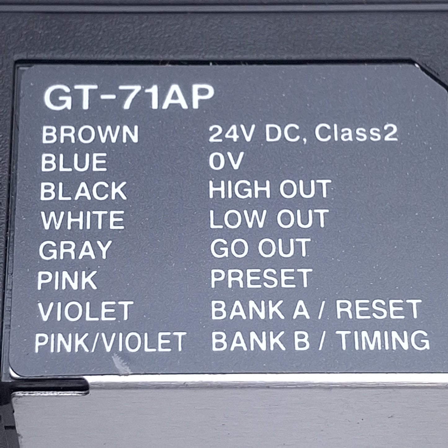 Used Keyence GT-71AP Digital Contact Sensor Amplifier Unit PNP, 12-24VDC, 6ft Cable