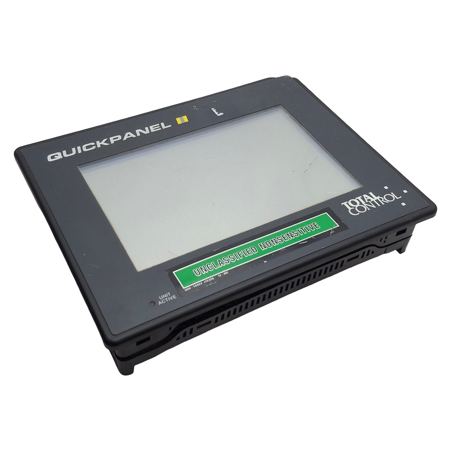 Used GE Fanuc QPI3D200E2P-B Quickpanel HMI, 24VDC, 9in Screen, 640x400, *Crack*