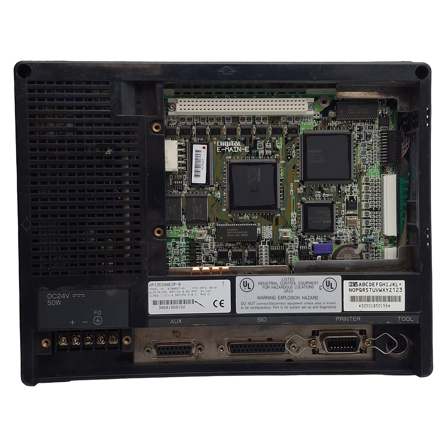 Used GE Fanuc QPI3D200E2P-B Quickpanel HMI, 24VDC, 9in Screen, 640x400, *Crack*