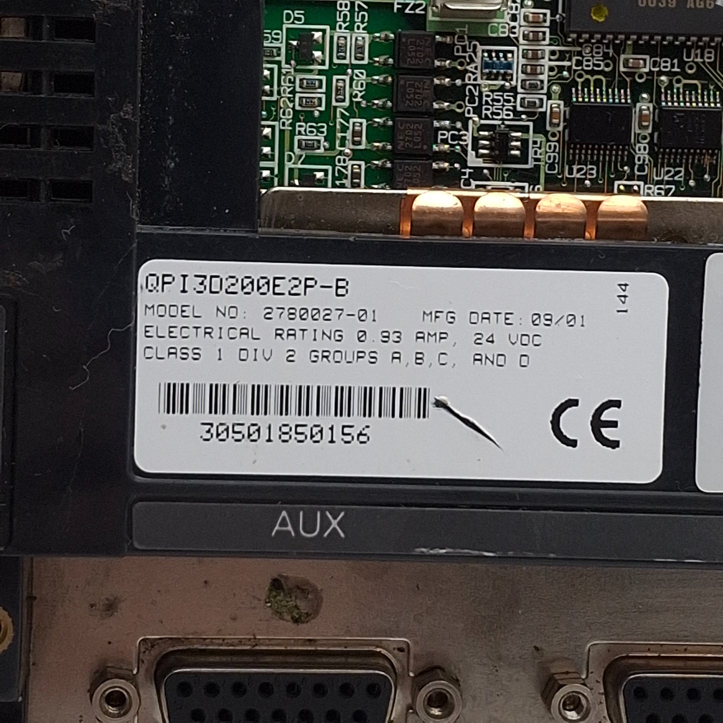 Used GE Fanuc QPI3D200E2P-B Quickpanel HMI, 24VDC, 9in Screen, 640x400, *Crack*