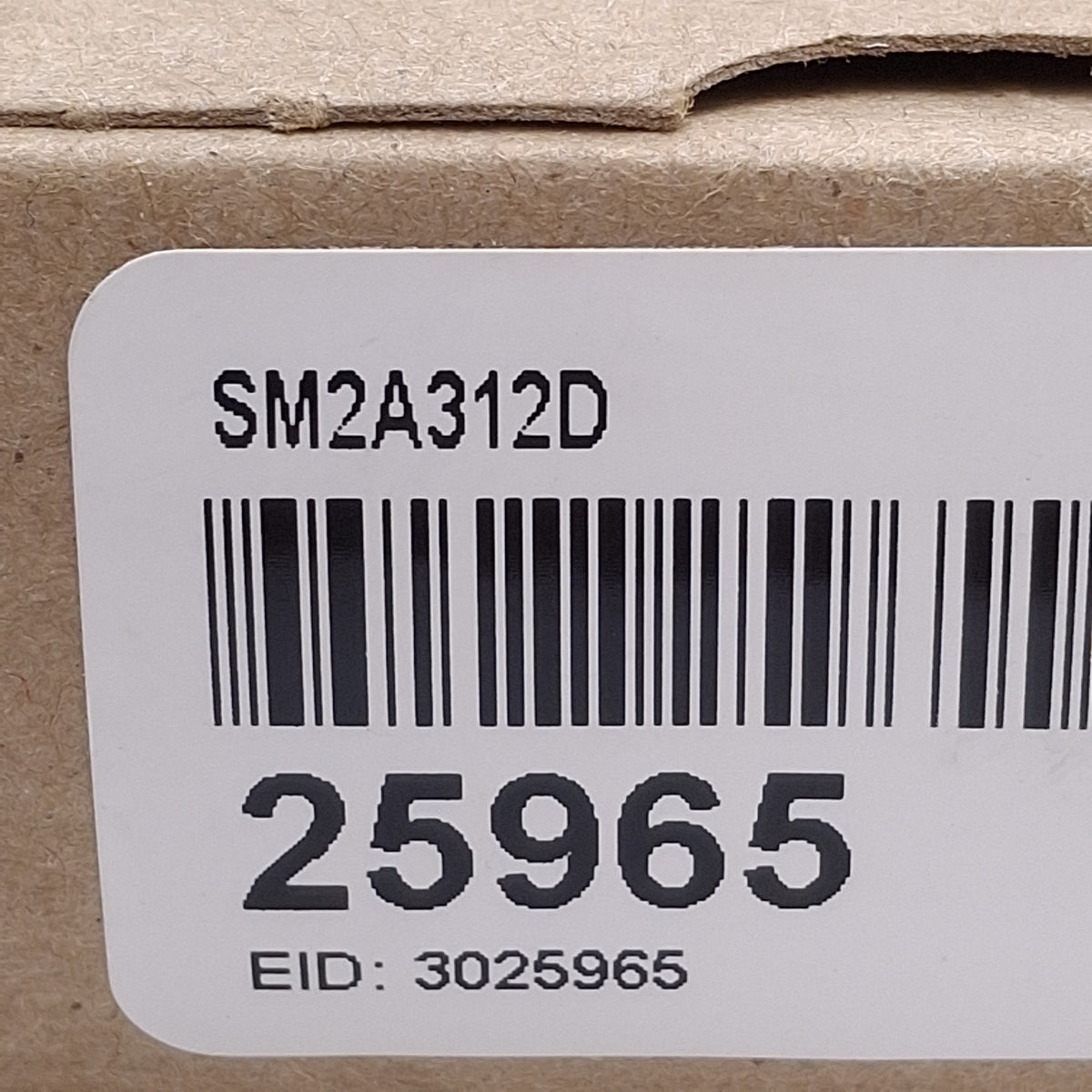 New Banner SM2A312D Diffuse Beam Proximity Sensor 380mm Range, 24-240VAC, 2m Cable