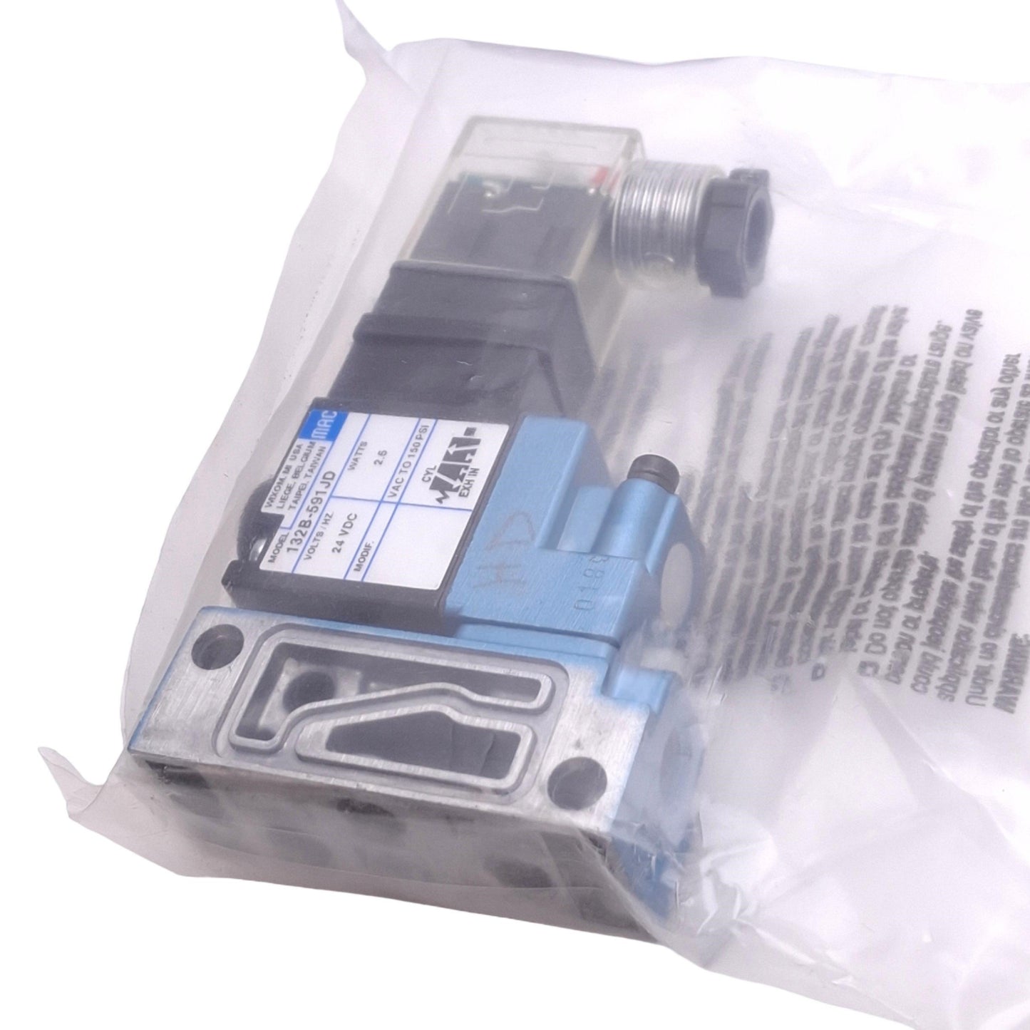 New Mac 132B-591JD Solenoid Valve, 3/2-Way NO/NC, 0-150psi Max, 24VDC Coil