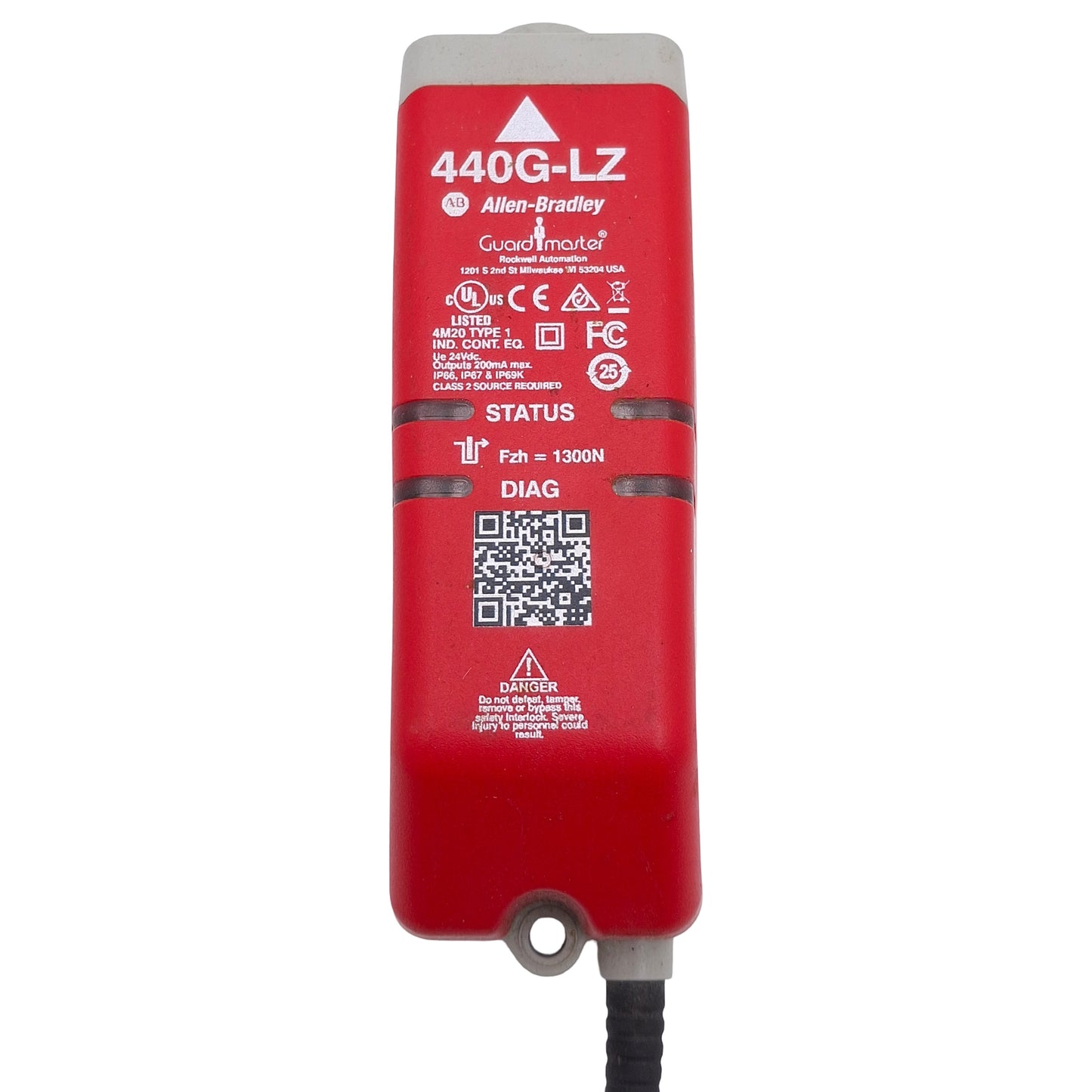 Used Allen-Bradley 440G-LZS21STLH Guardmaster Safety RFID Interlock Switch, 24VDC