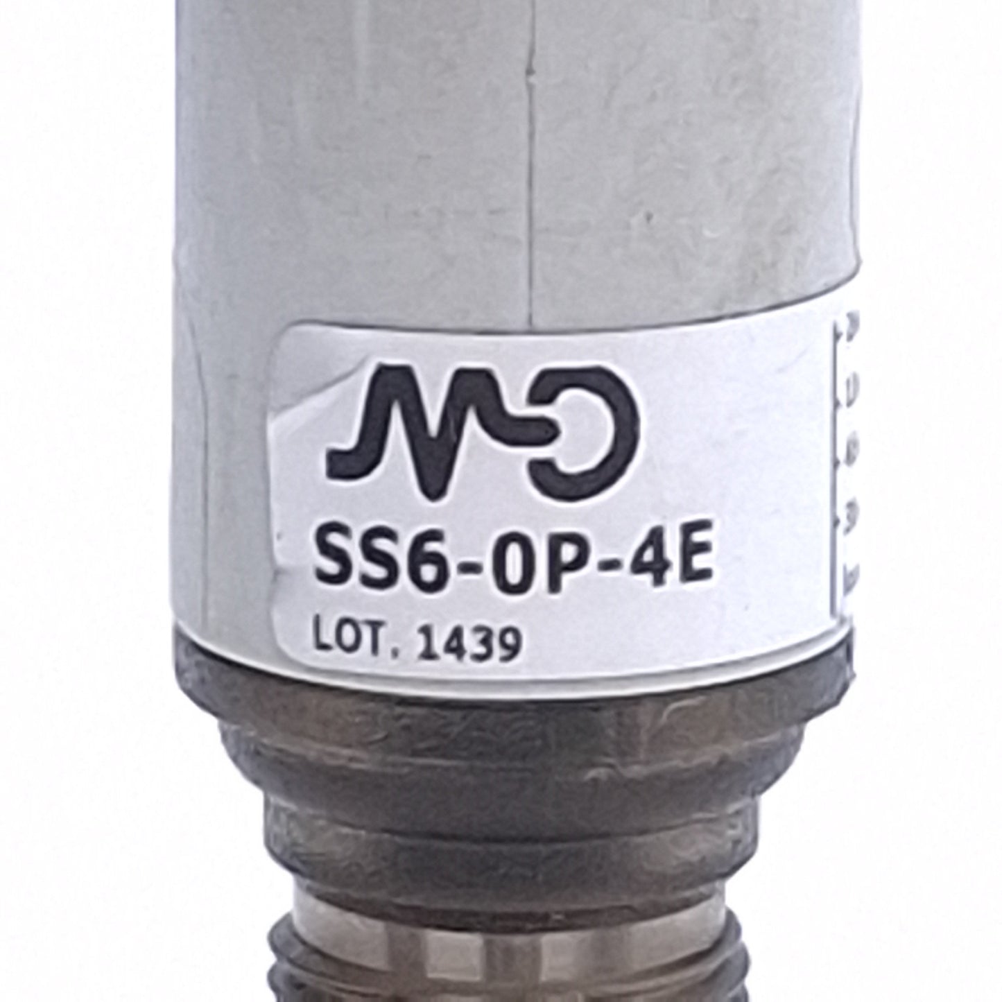 Used Automation Direct SS6-0P-4E Photoelectric Sensor PNP, 400mm Range, 4-Pin M12