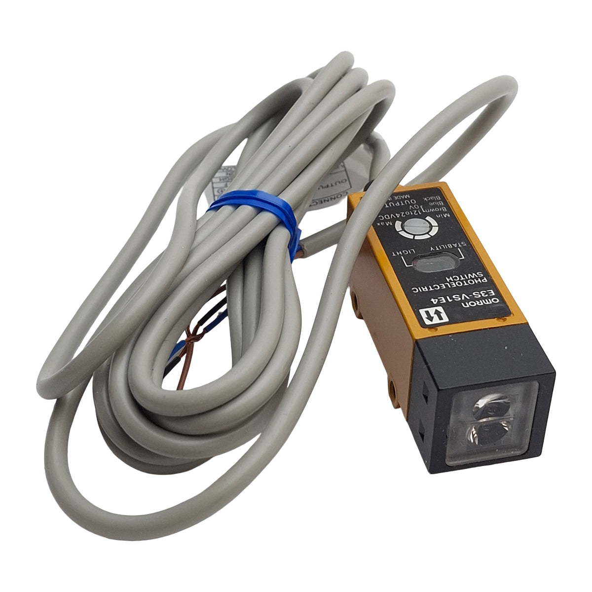New Omron E3S-VS1E42 Photoelectric Sensor Switch, Range: 12mm, Supply: 12-24VDC, NPN