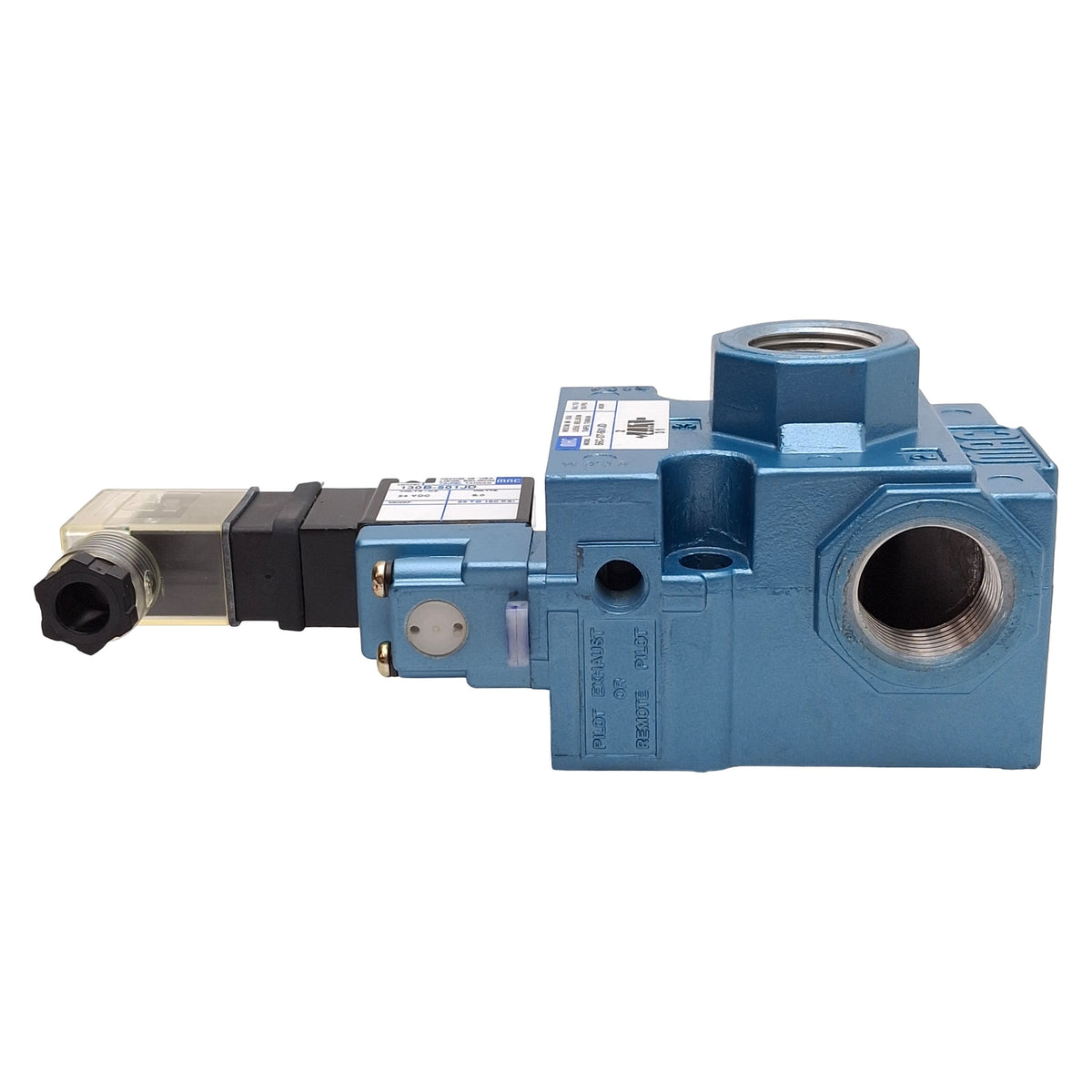 Used Mac 56C-37-501JD Solenoid Valve, 3/2-NC, 25-150psi, 3/4in NPTF, 24VDC Coil