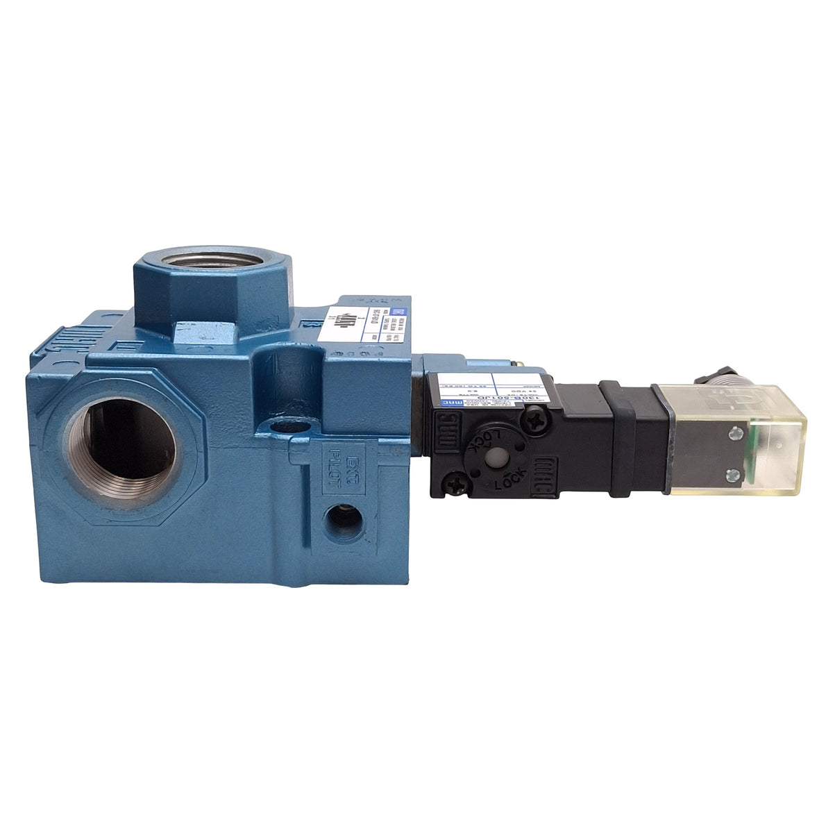 Used Mac 56C-37-501JD Solenoid Valve, 3/2-NC, 25-150psi, 3/4in NPTF, 24VDC Coil