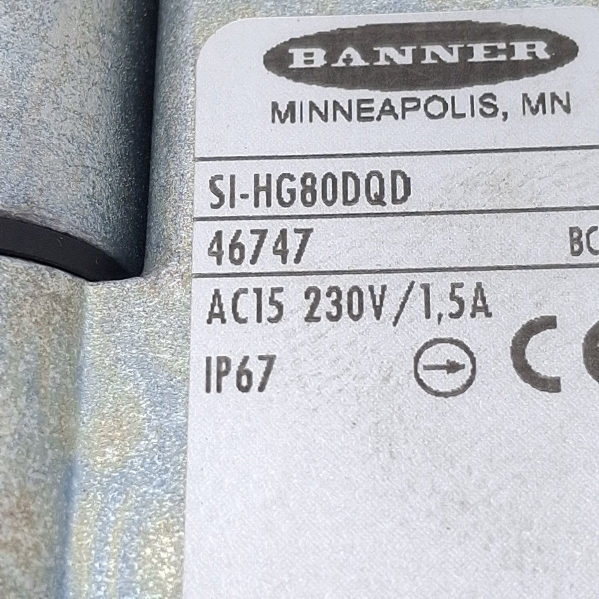 New – Open box Banner SI-HG80DQD Hinge Safety Interlock Switch, SPDT 1NC/1NO, 230VAC, 4-P M12