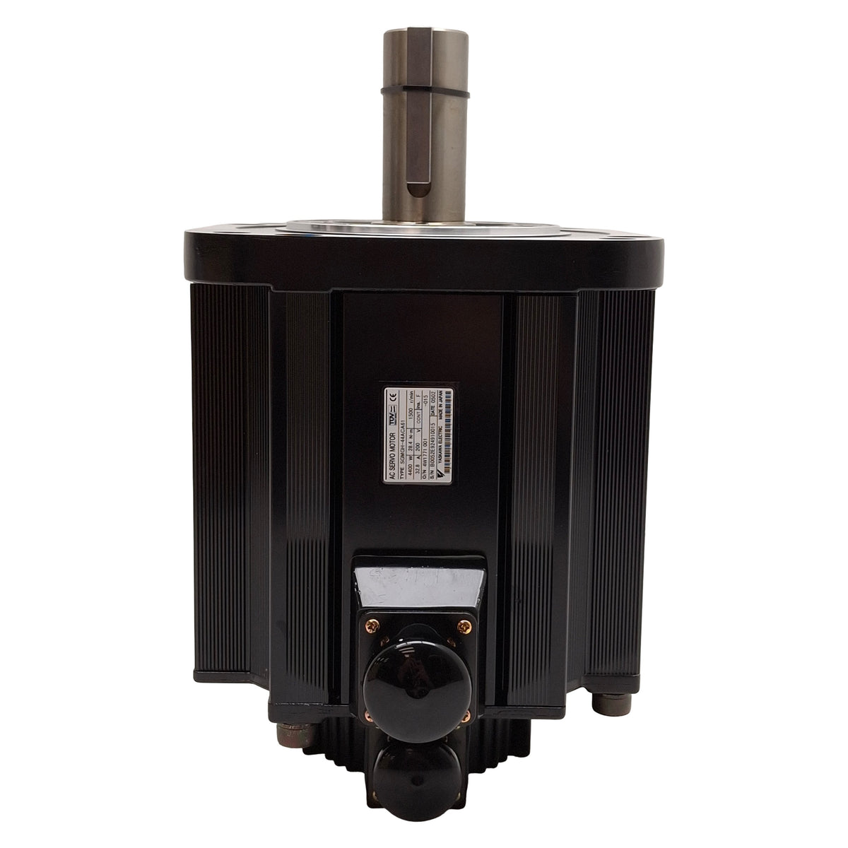 New Yaskawa SGMGH-44ACA61 Servo Motor, 4.4kW 3Ø 200VAC 32.8A, 1500rpm, 180mm Flange