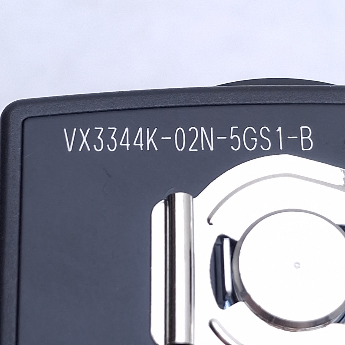 New – Open box SMC VX3344K-02N-5GS1-B Solenoid Valve, 1/4in NPT, 0.3/1.0MPa, 24VDC Coil