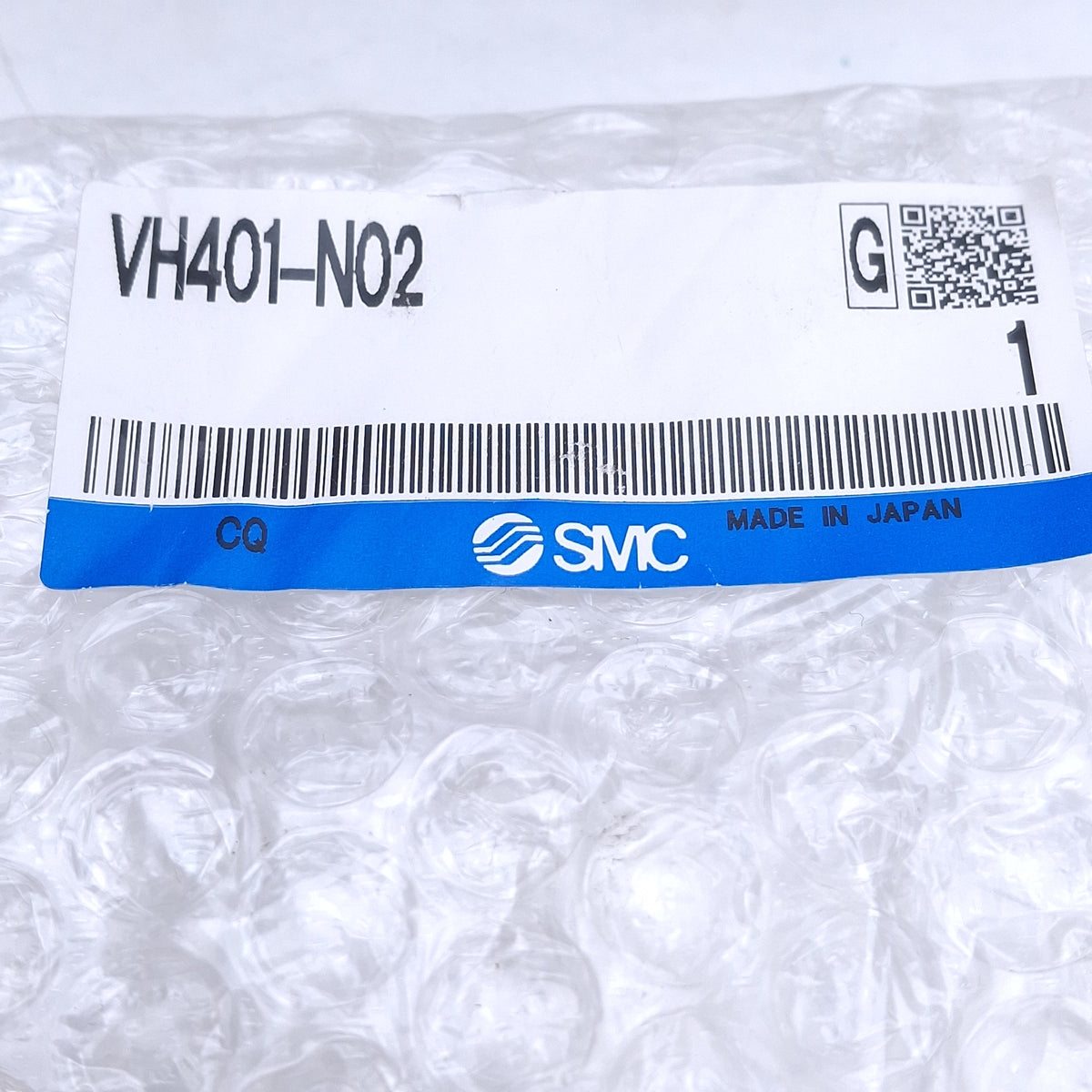 New SMC VH401-N02 Side Ported Hand Valve w/Lever 3-Position, 1/4 NPT Ports, 1.0MPa
