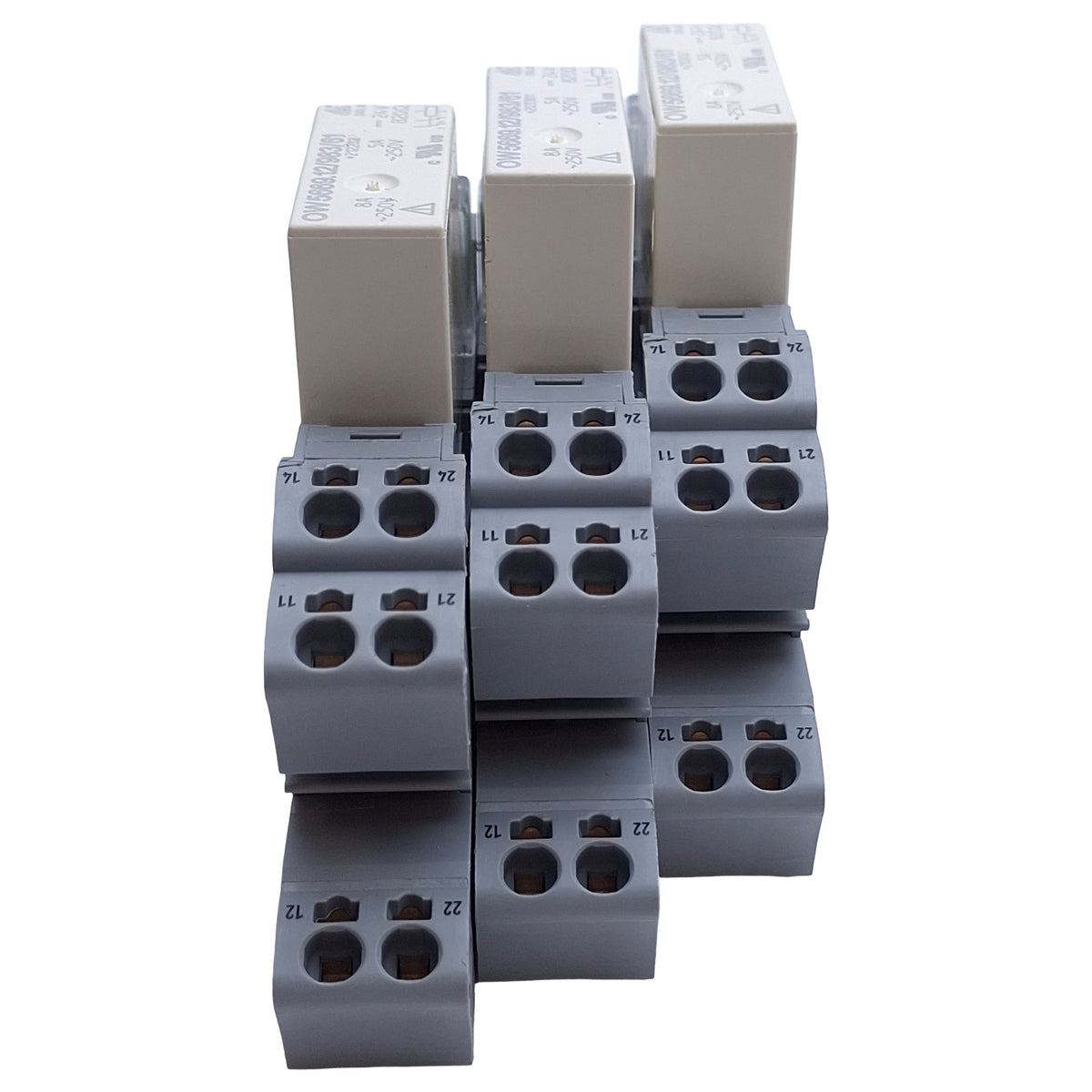 New – Open box Lot of 3 DOLD OW5669.12 & Relay & Socket, 250VAC 5A Contact, 2CO, 24VDC Coil