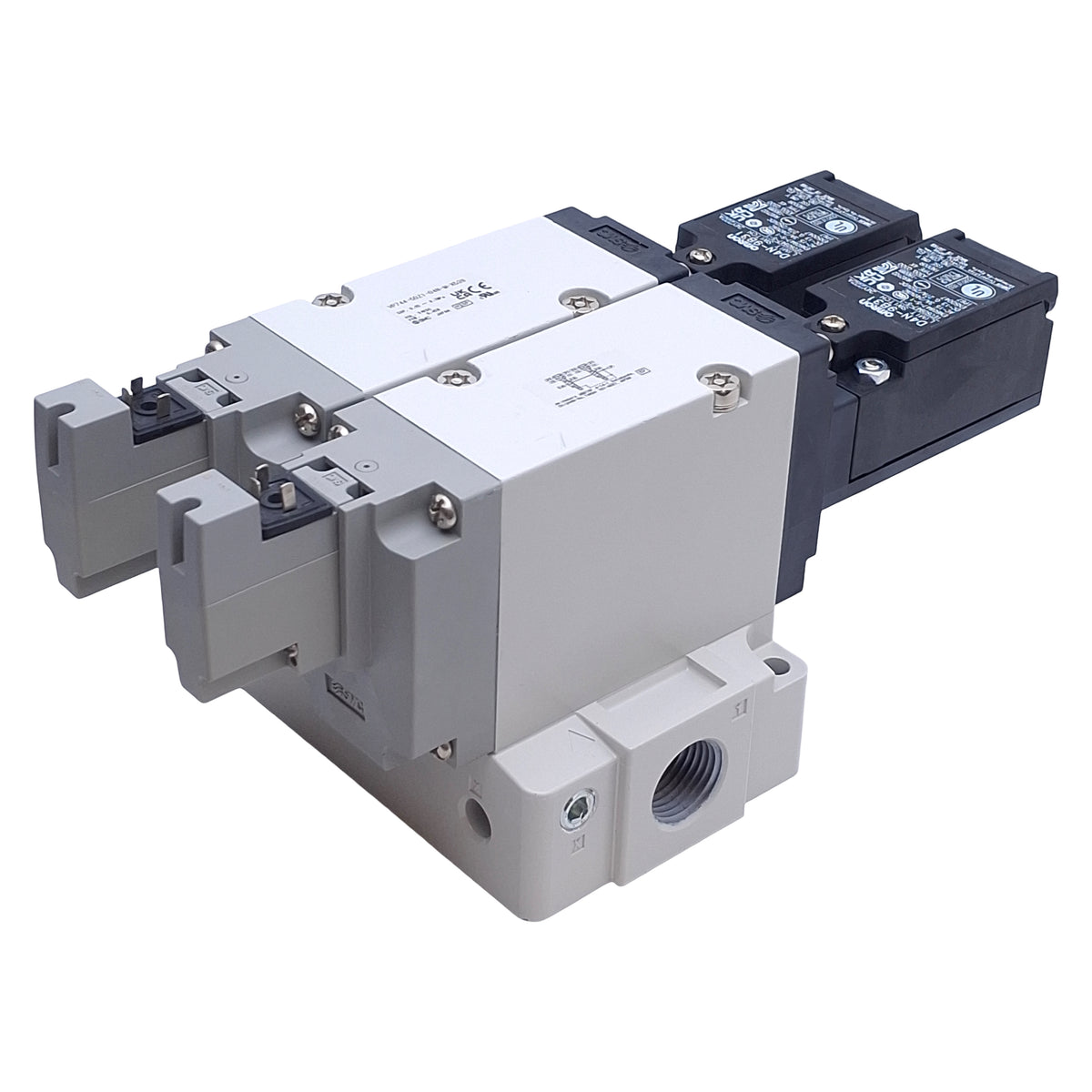 New – Open box SMC VP744-5DZ1-04N-M-X538 Residual Pressure Release Valve 1/2in NPT, 24VDC Coil