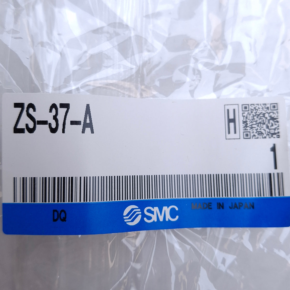 New – Open box Lot of 2 SMC ZS-37-A Lead Wire Connectors, M12 4-Pin, 3m (IFW/PFW Flow Switch)