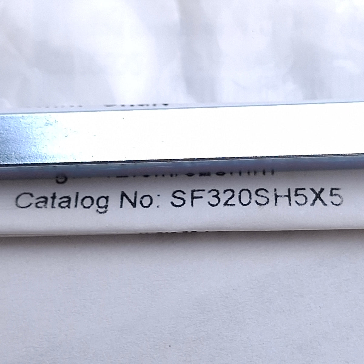 New – Open box Eaton SF320SH5X5 Disconnect Switch Extension Shaft, 320mm Long SH0/SH00 Handle