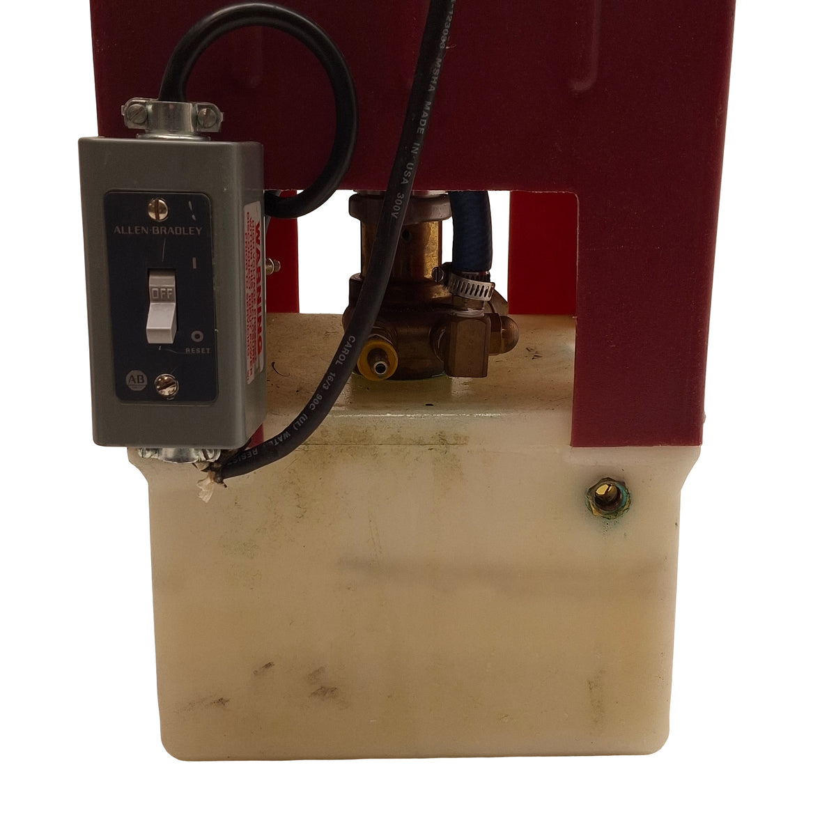 Used Dynaflux VH-1000V Compact Recirculating Coolant System, 12k BTU/hr, 2gal, 115VAC
