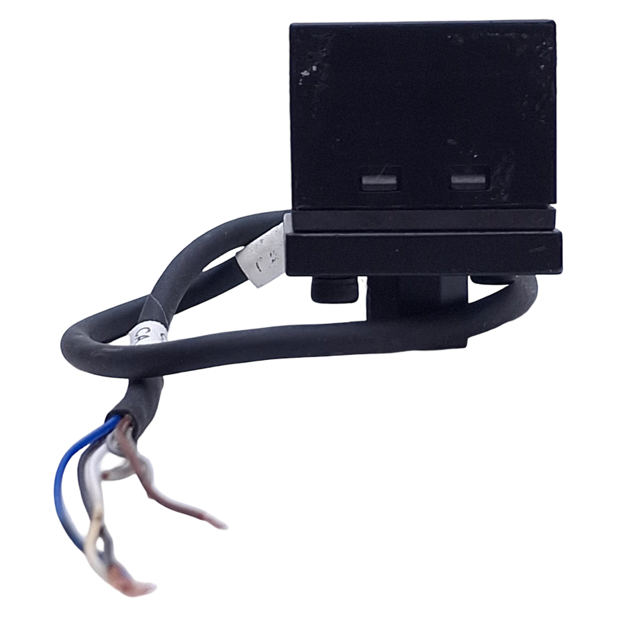 Used SunX DP2-22F-P Digital Pressure Sensor PNP, 0-1MPa Range 12-24VDC, 1ft Length