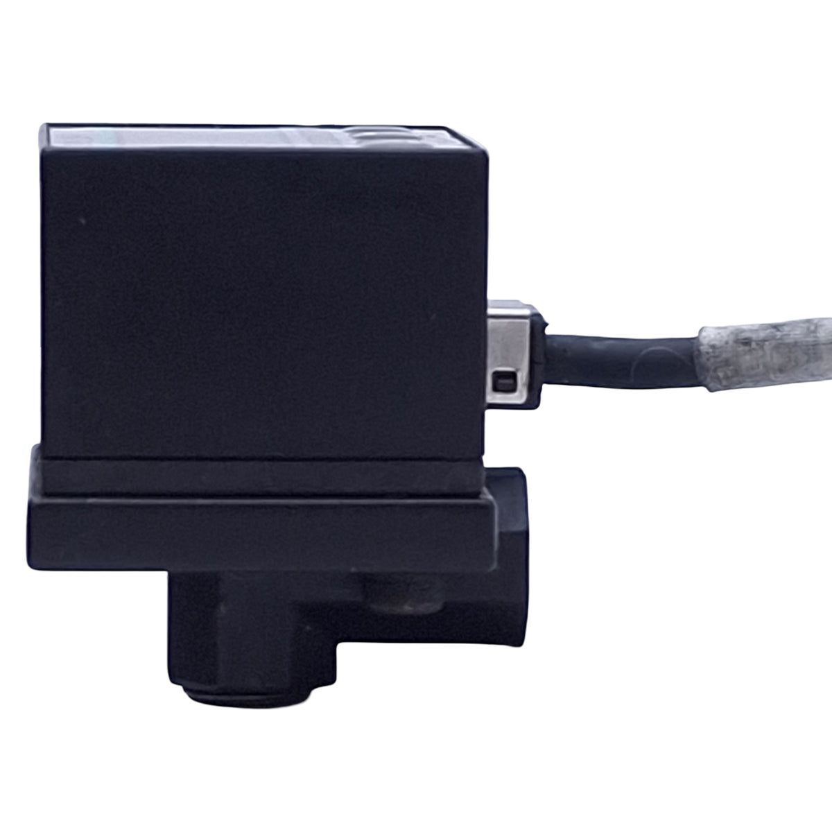 Used SunX DP2-22F-P Digital Pressure Sensor PNP, 0-1MPa Range 12-24VDC, 3ft Length