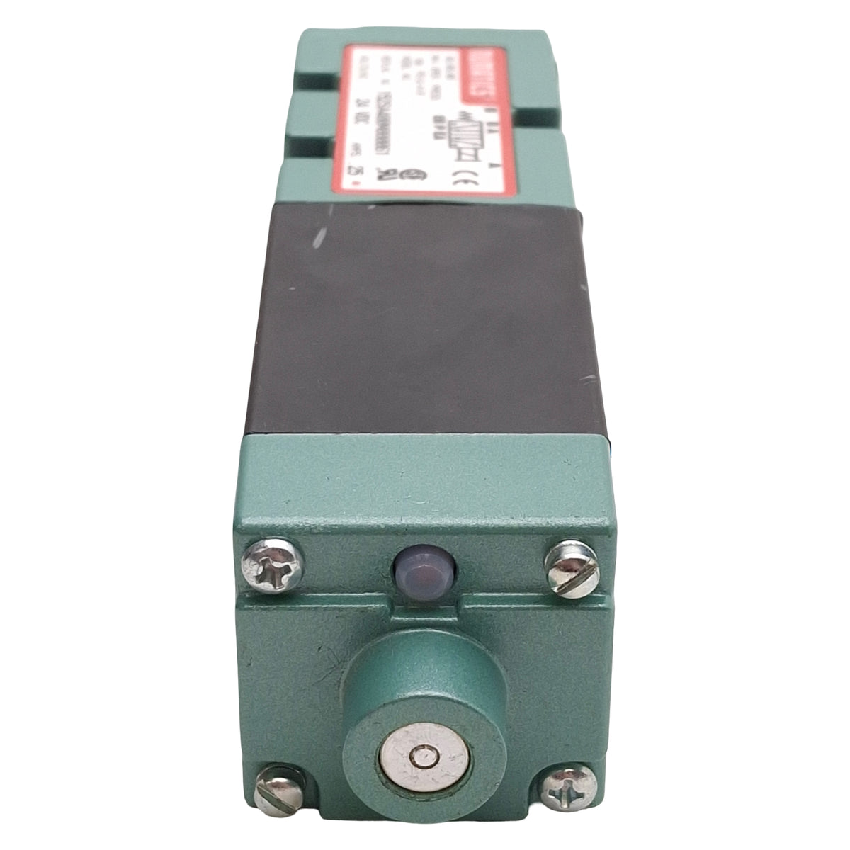 Used Numatics 152SA400M000061 Solenoid Valve, 4-Way 2-Position, 150psig, 24VDC Coil