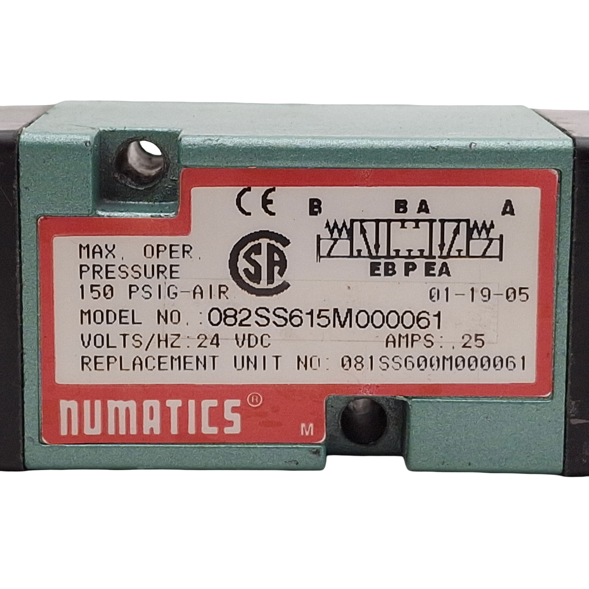 Used Numatics 082SS600M000061 Solenoid Valve, 4-Way 3-Position, 150psig, 24VDC Coil