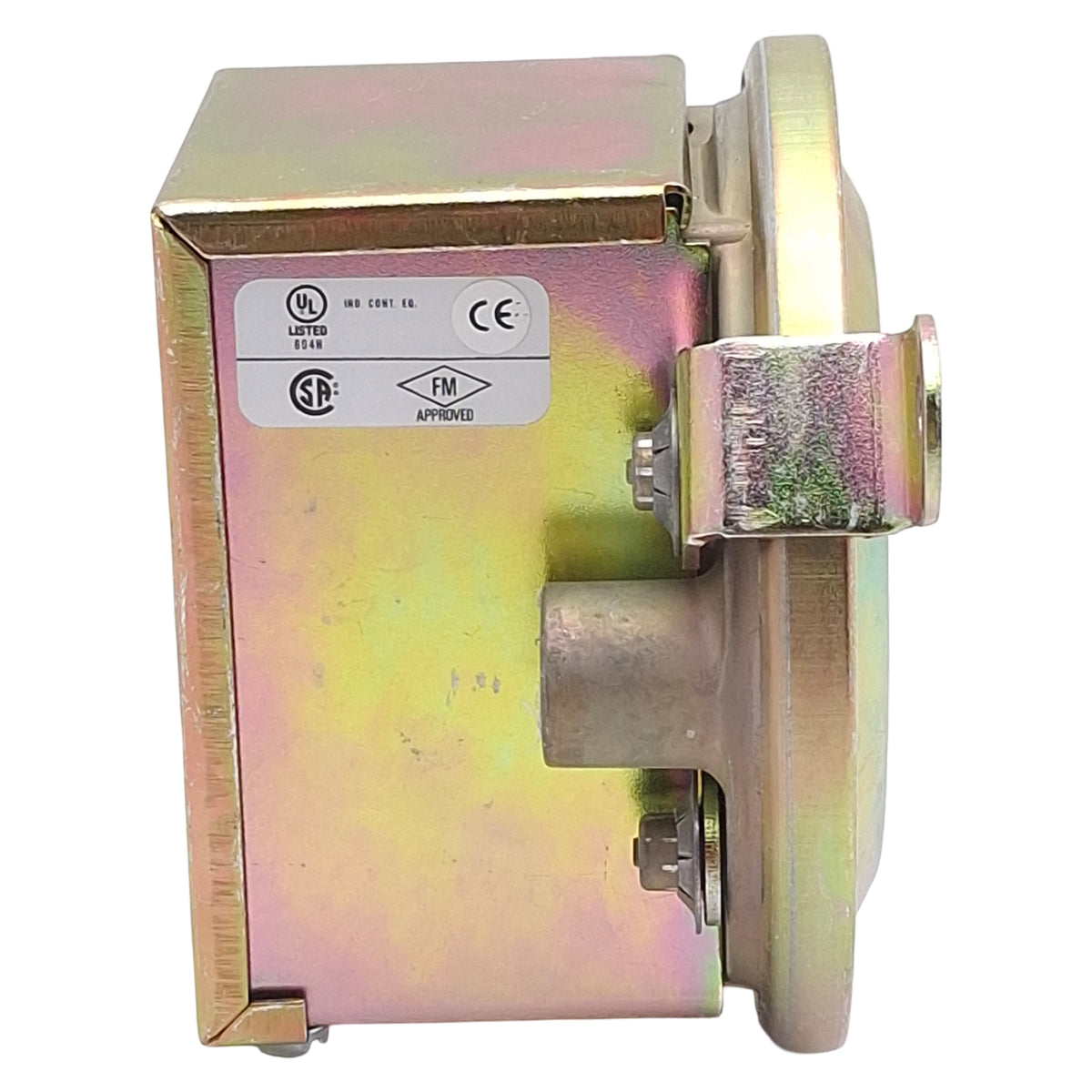 Used Dwyer 1910-00 Low Differential Pressure Switch, SPDT, 0.15-0.5in WC, 15A 480VAC