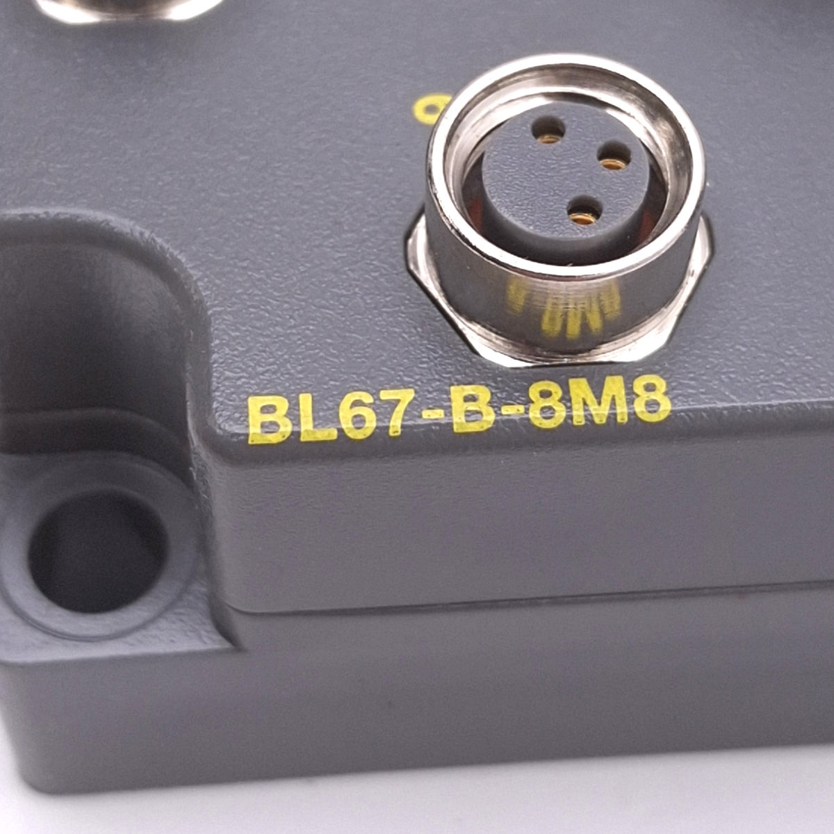 Used Turck BL67-B-8M8 Base Module for BL67 I/O System, 8-Point M8 3-Pin, DIN Rail