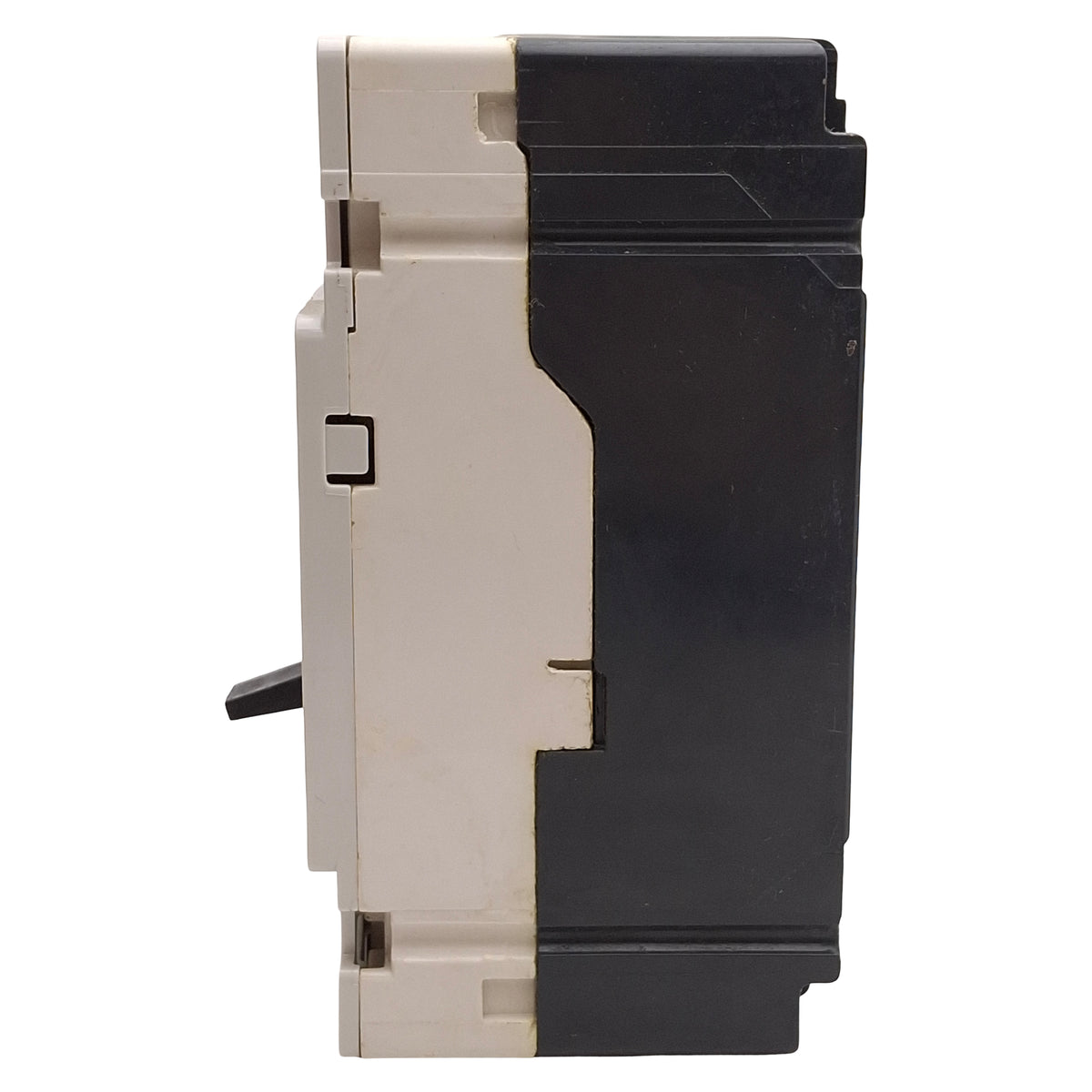 Used Allen Bradley 140U-H2C3-C60 Molded Case Circuit Breaker 3-Pole 60A 600VAC/250VDC