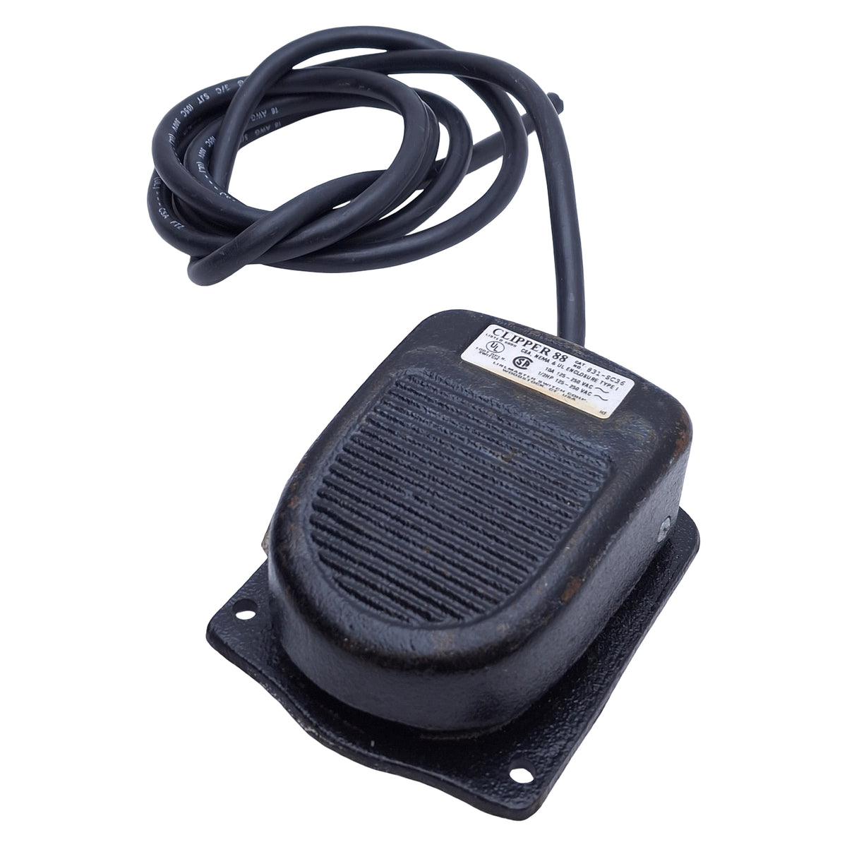 Used Linemaster 831-SC36 Clipper Momentary Foot Pedal Switch 1/2HP, 125-250VAC 10A