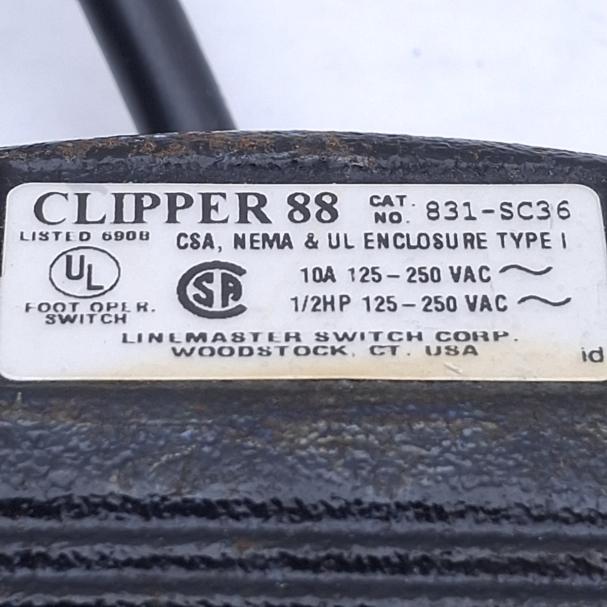 Used Linemaster 831-SC36 Clipper Momentary Foot Pedal Switch 1/2HP, 125-250VAC 10A