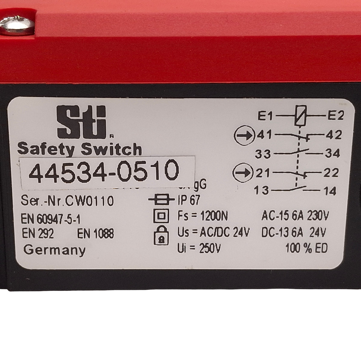 Used Sti 44534-0510 TL4019 Safety Interlock Switch 2NC+2NO Aux 24VAC/DC Coil *No Key*