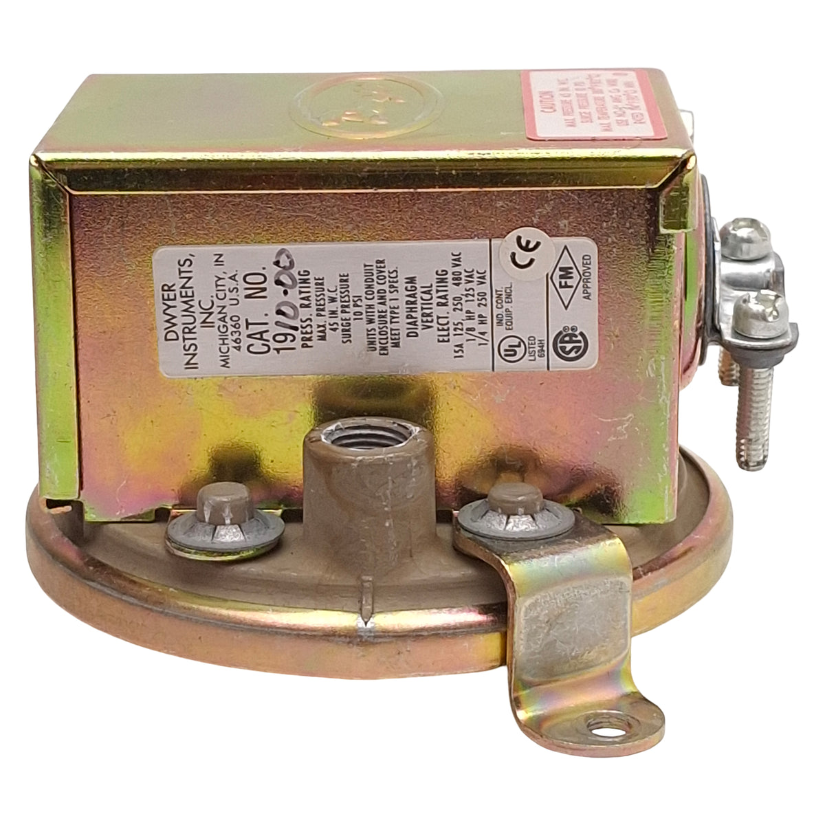 Used Dwyer 1910-00 Low Differential Pressure Switch, 0.07-0.15in WC, 1/8in NPT