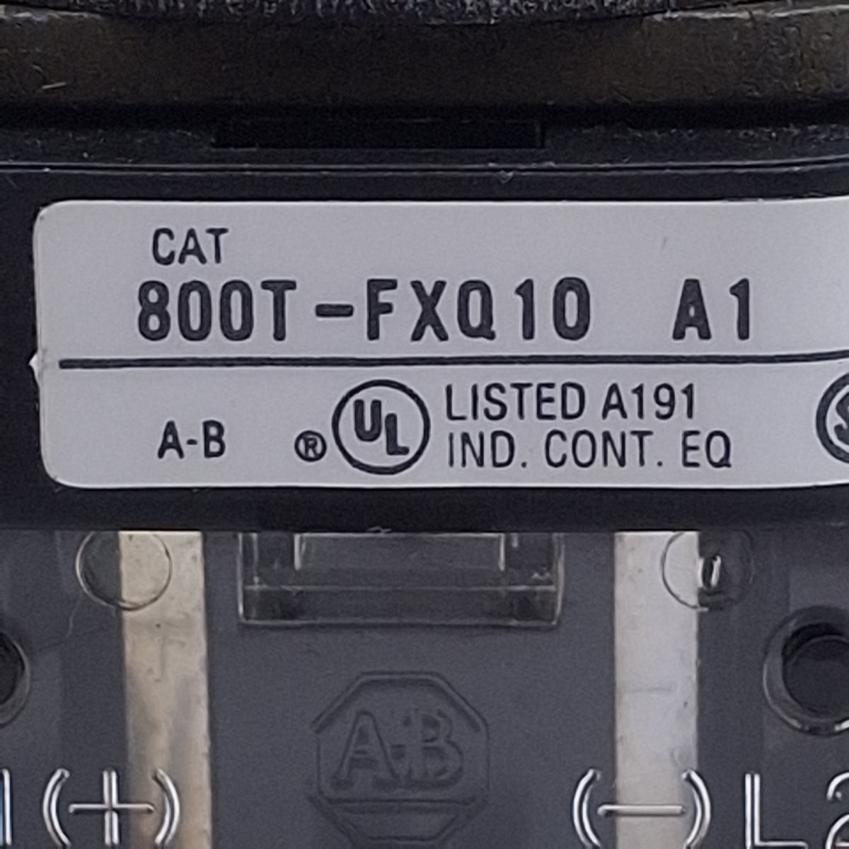 Used Allen Bradley 800T-FXQ10RA1 Illuminated Push/Pull Button, 1NO+ 1NCLB, 120V Lamp