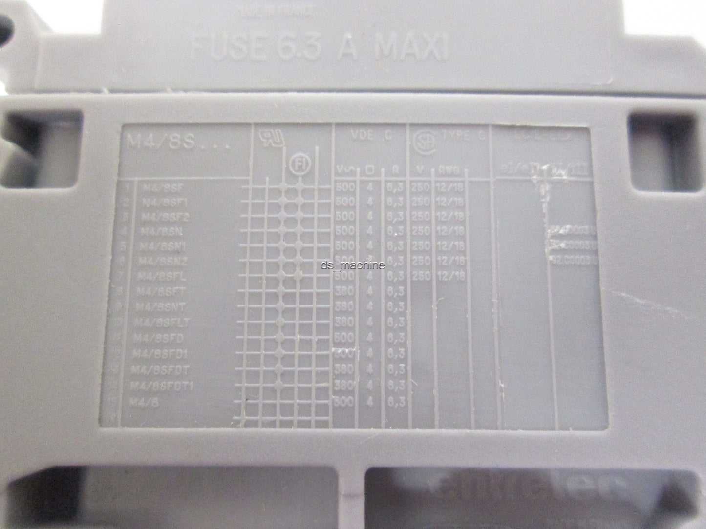 Used Lot of 8 Entrelec M4/8S... Fuse Holders w/ LED Indication 6.3A