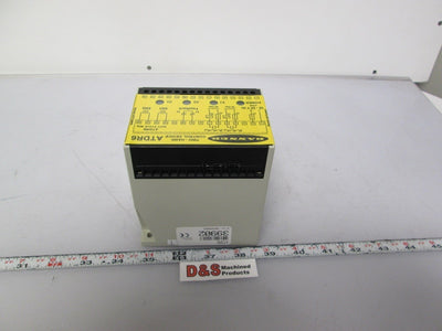 Used Banner ATDR6 Two-Hand Control Device 18-24VDC 4.5VA 60% Duty Cycle