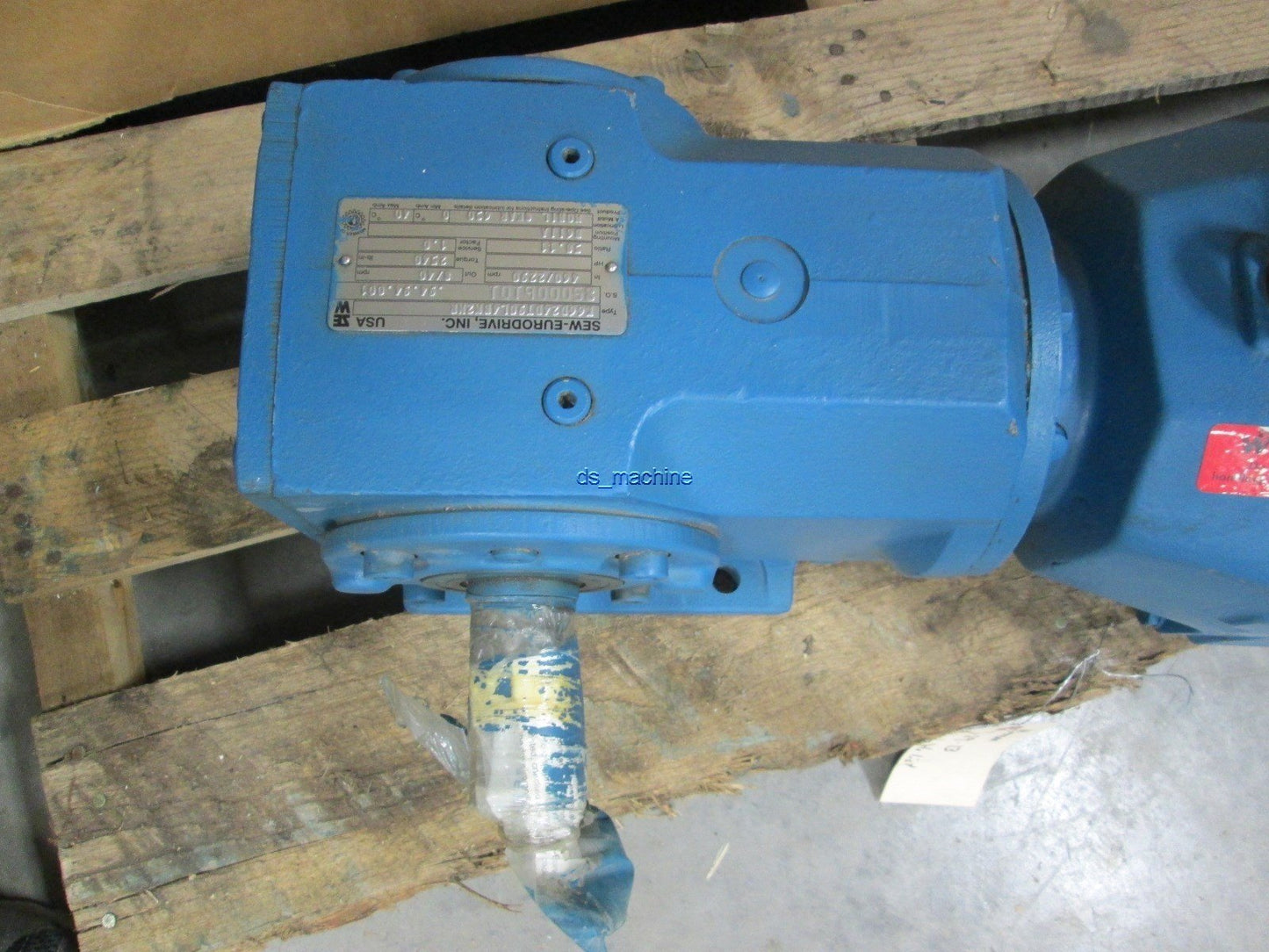 Used SEW K66D24DT90L4BM2MR, DF24DT90L4BM2MR Gearmotor 230/460VAC 6/3A 2HP 58.11:1