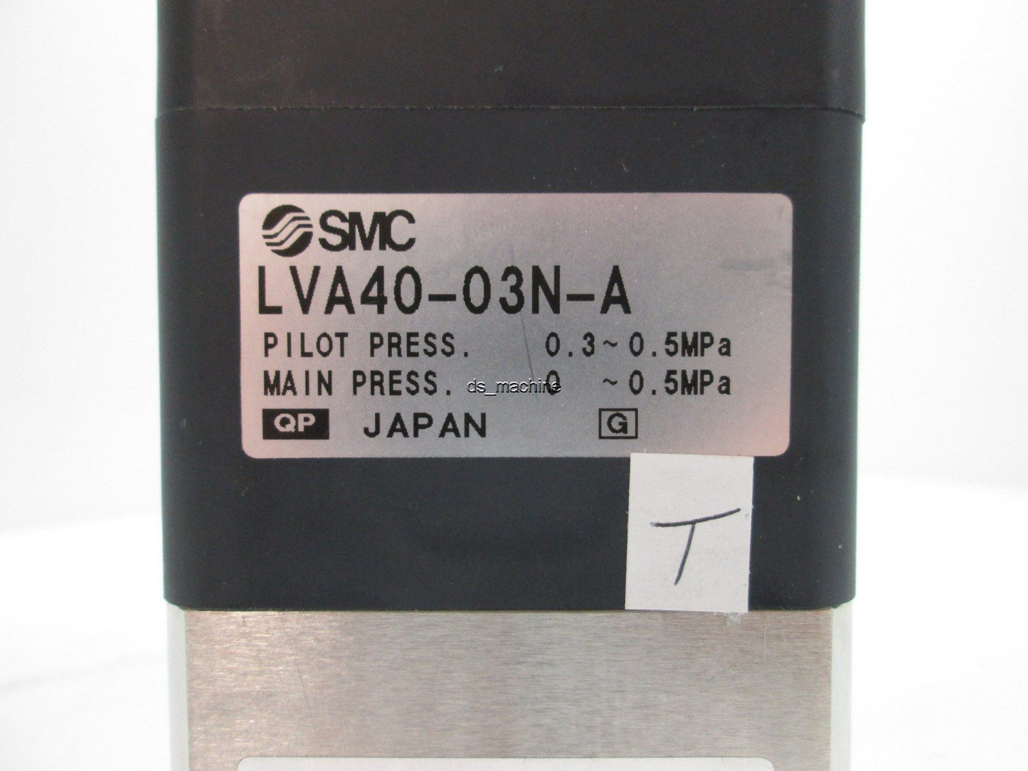 Used SMC LVA40-03N-A LVA Series High Purity Chemical Valve 3/8", 0.3~0.5MPA