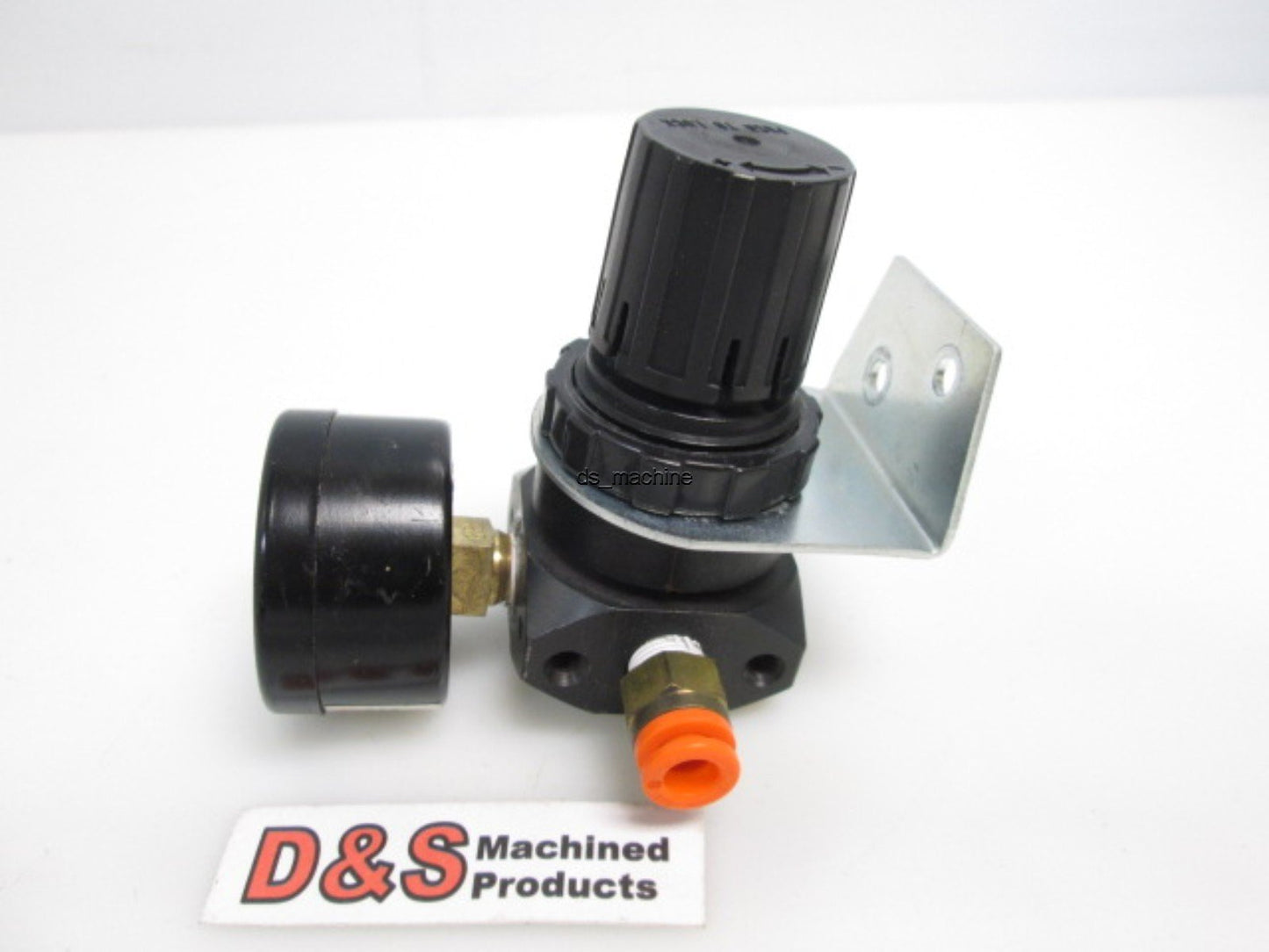 Used Numatics R12R-01G Regulator with 160PSI Gauge