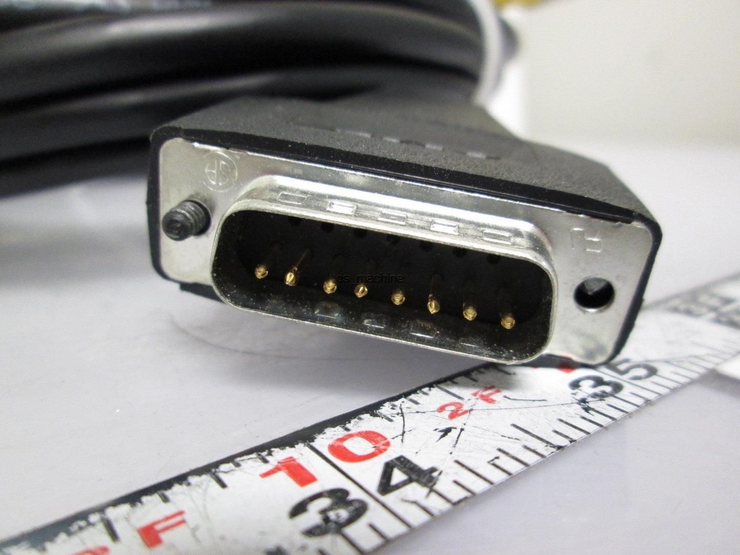 Used Industrial Control Cable D-Sub 15-Pin to 8-Pin Round Connection 8 Conductor