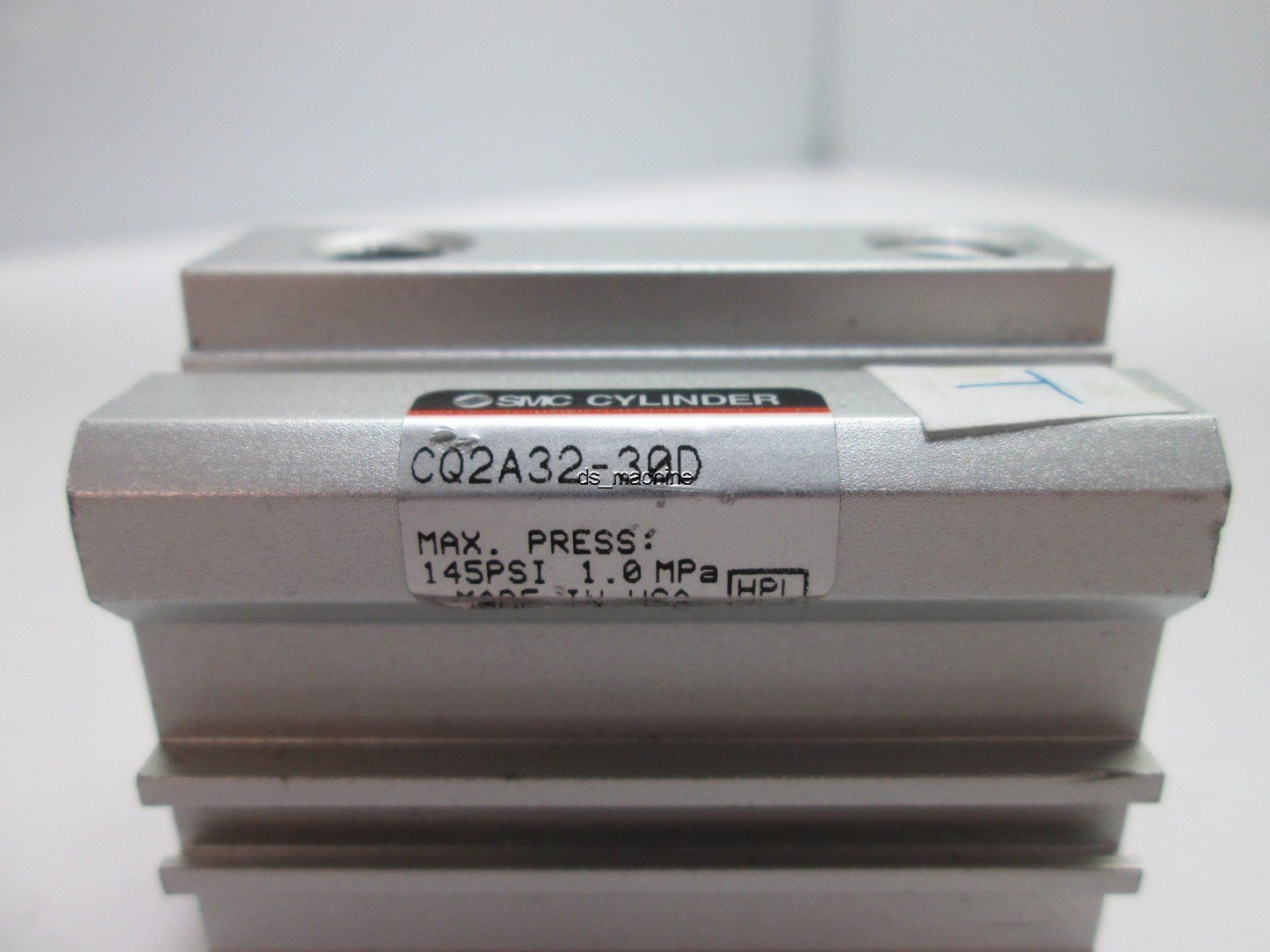 Used SMC CQ2A32-30D Pneumatic Cylinder, 30mm Stroke, 145 PSI 1.0MPa, 16mm Shaft