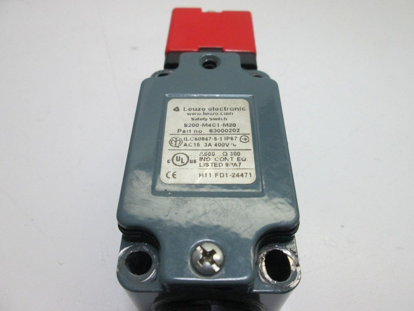 Used Leuze Electronic S200-M4C1-M20 Safety Switch, Face Right, No Key, See Details
