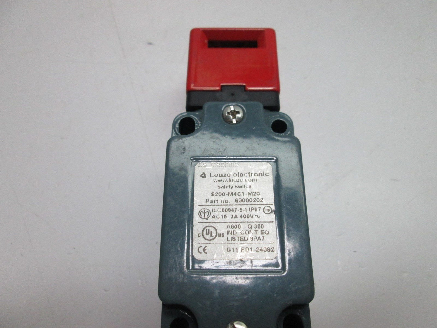 Used Leuze Electronic S200-M4C1-M20 Safety Switch, Face Front, No Key