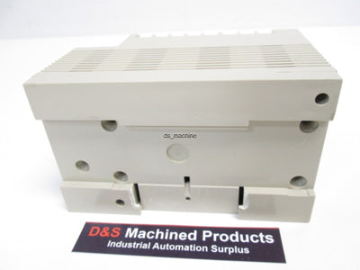 Used Omron V600-CD1D-V3 Identification System Controller 24VDC 10mA *Broken DIN Mount