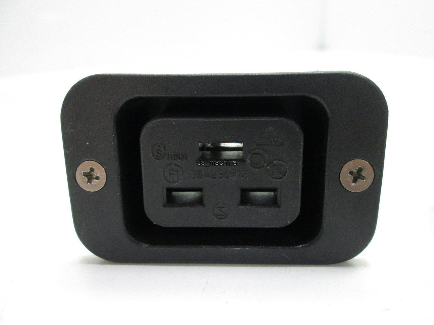 Used Lot of 2 Three Pin 0723 Female Receptacle Socket, 16A 250VAC
