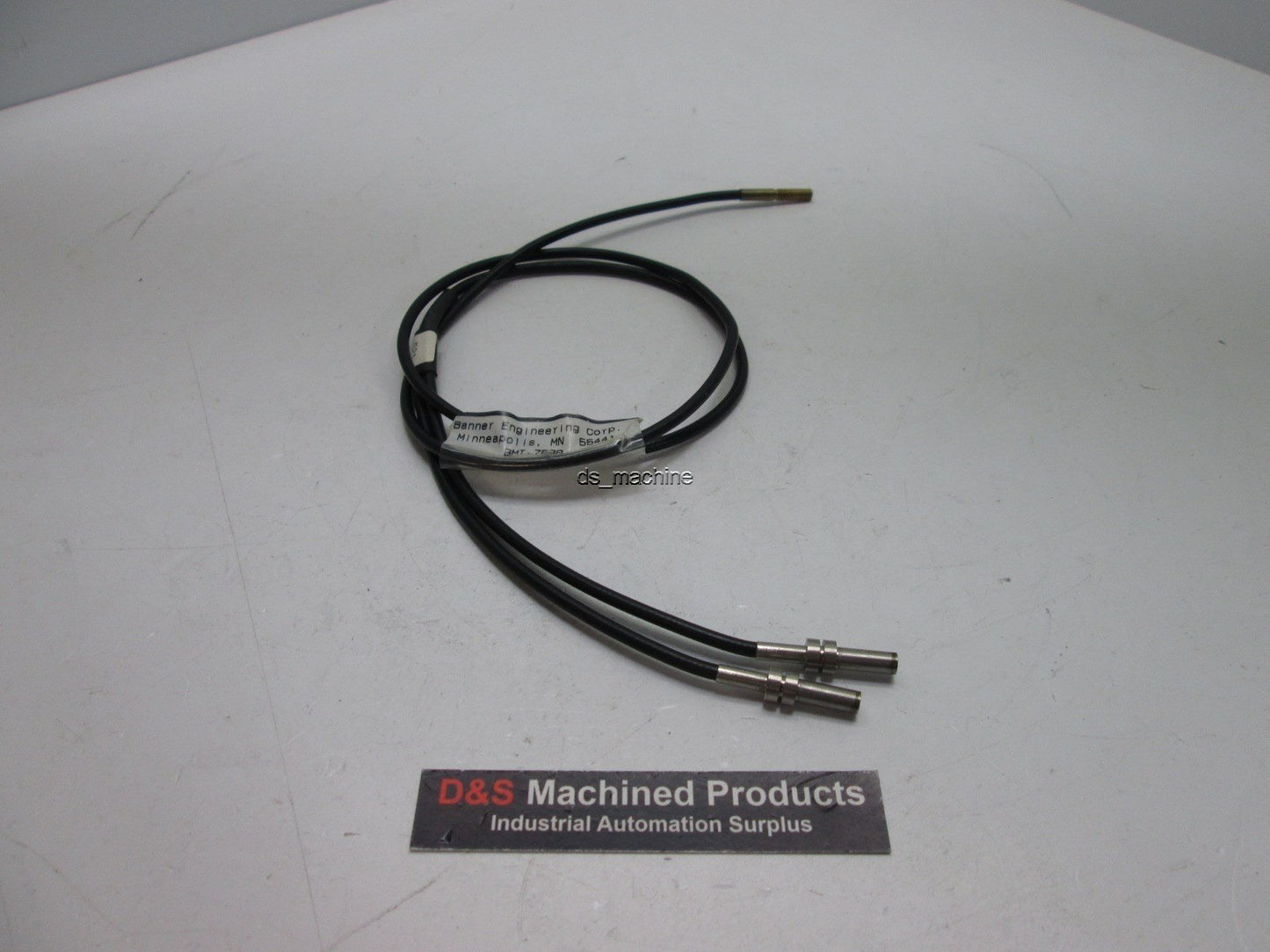 Used Banner BMT.753P Bifurcated Fiber Optic Cable, 32" Length, 3/16" Output Diameter