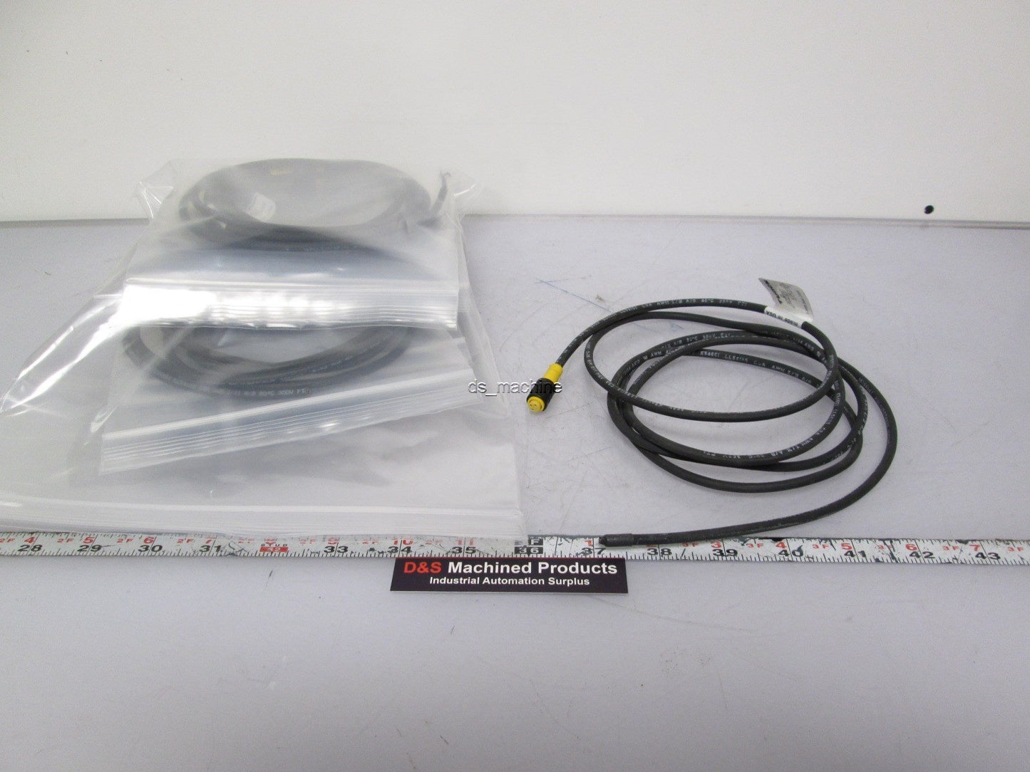 Used Lot of 10 Turck 3Z-2/S90 Pico Fast Cordsets Various Lengths 3-Pin 125VAC/DC 4A
