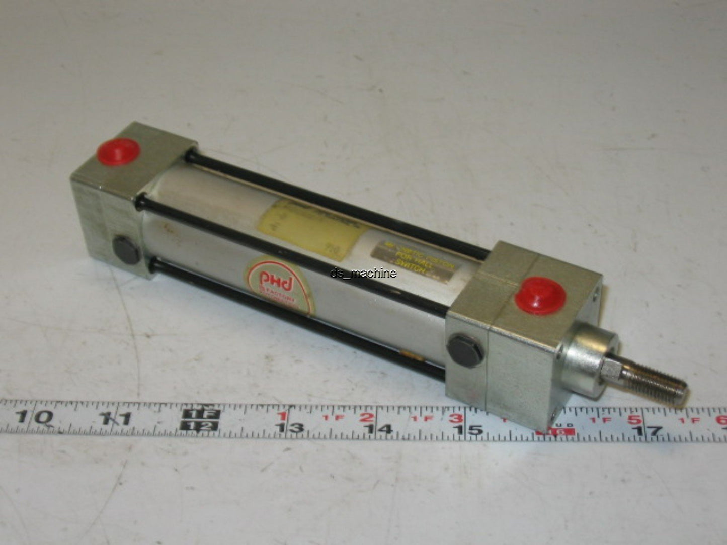 Used PHD HVR1X31/4-D-E Air Cylinder 3.25" Stroke