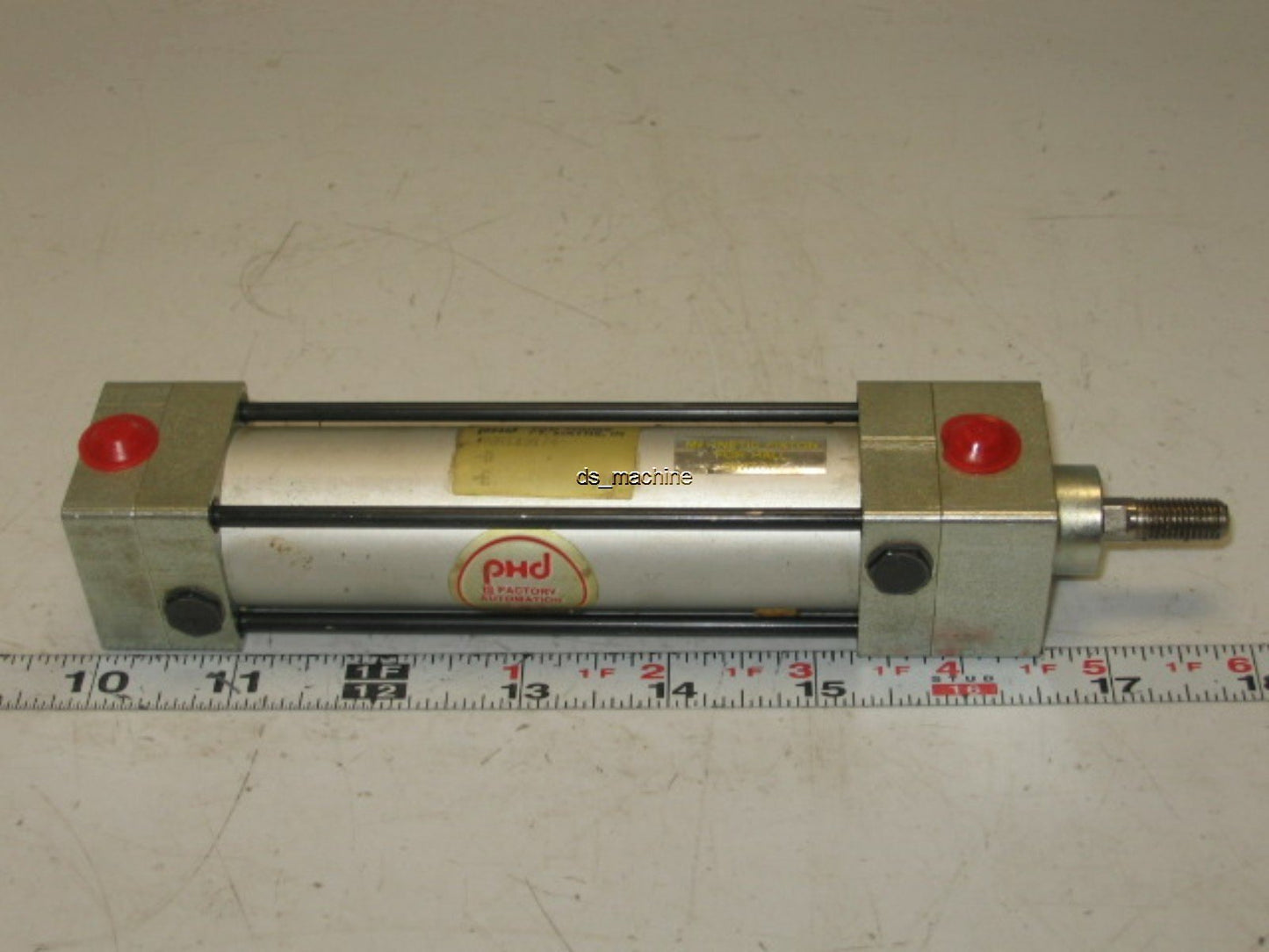 Used PHD HVR1X31/4-D-E Air Cylinder 3.25" Stroke