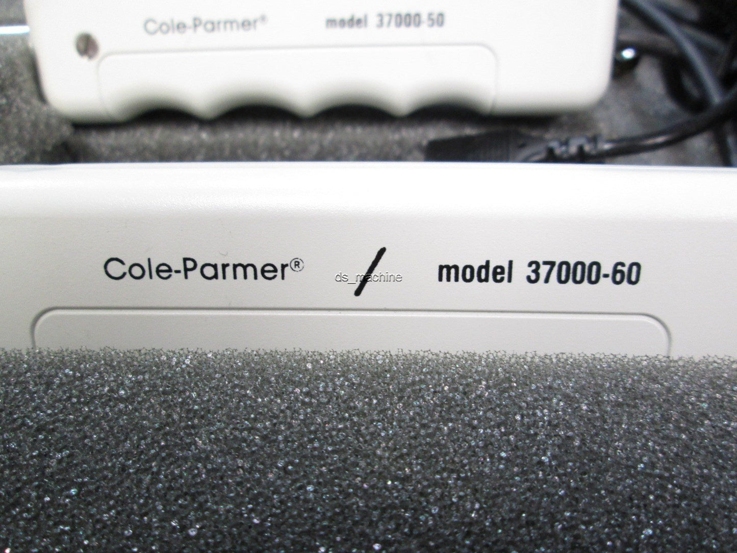 Used Cole-Parmer 37000-00 Temperature, Humidity and Air Velocity Meter w/ Hard Case
