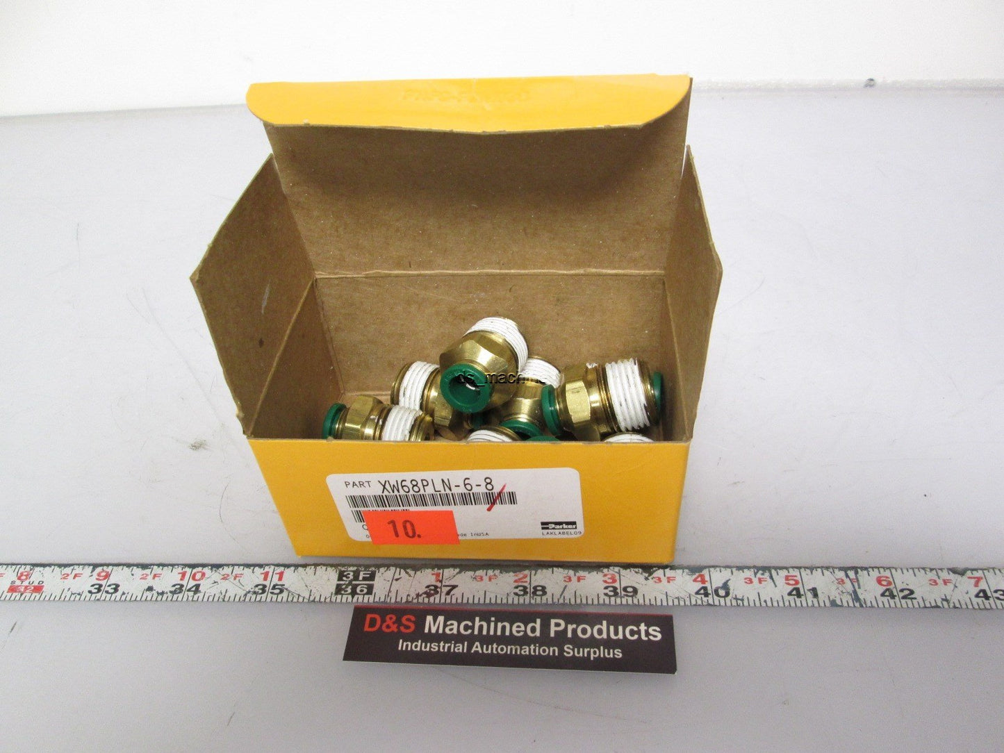 New Lot of 10 New Parker XW68PLN-6-8 22mm to 3/8" Tubing Adapter