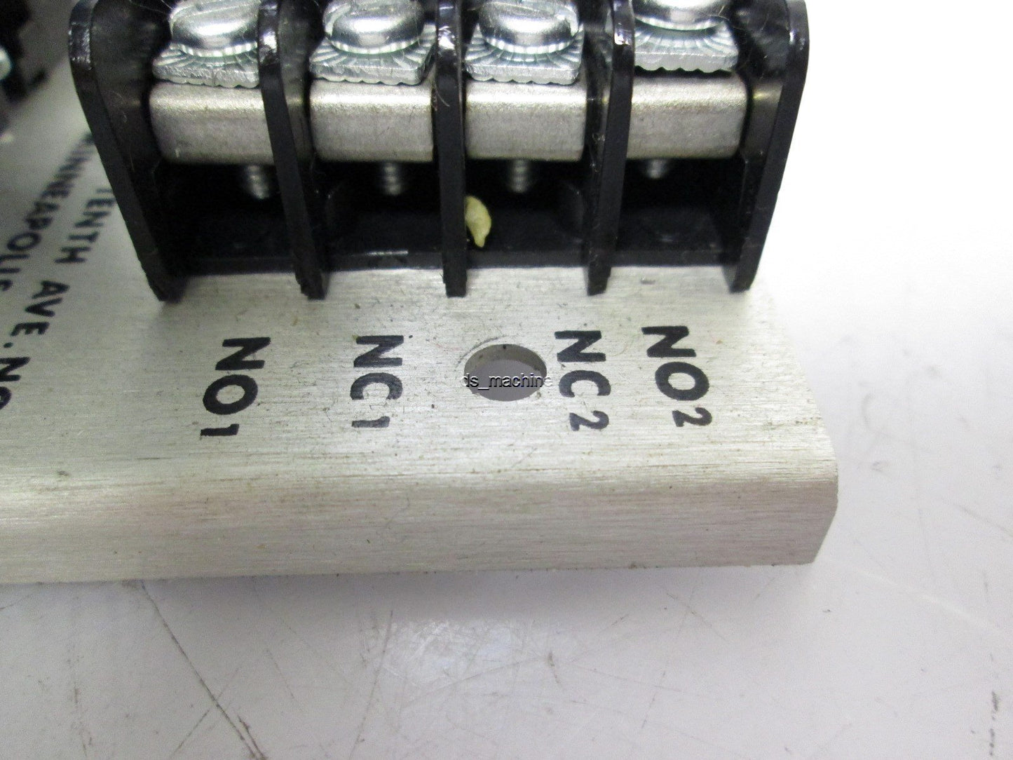 Used Banner B3-1500 BRB Photoelectric Amplifier Logic Module w/ Relay Control 115VAC